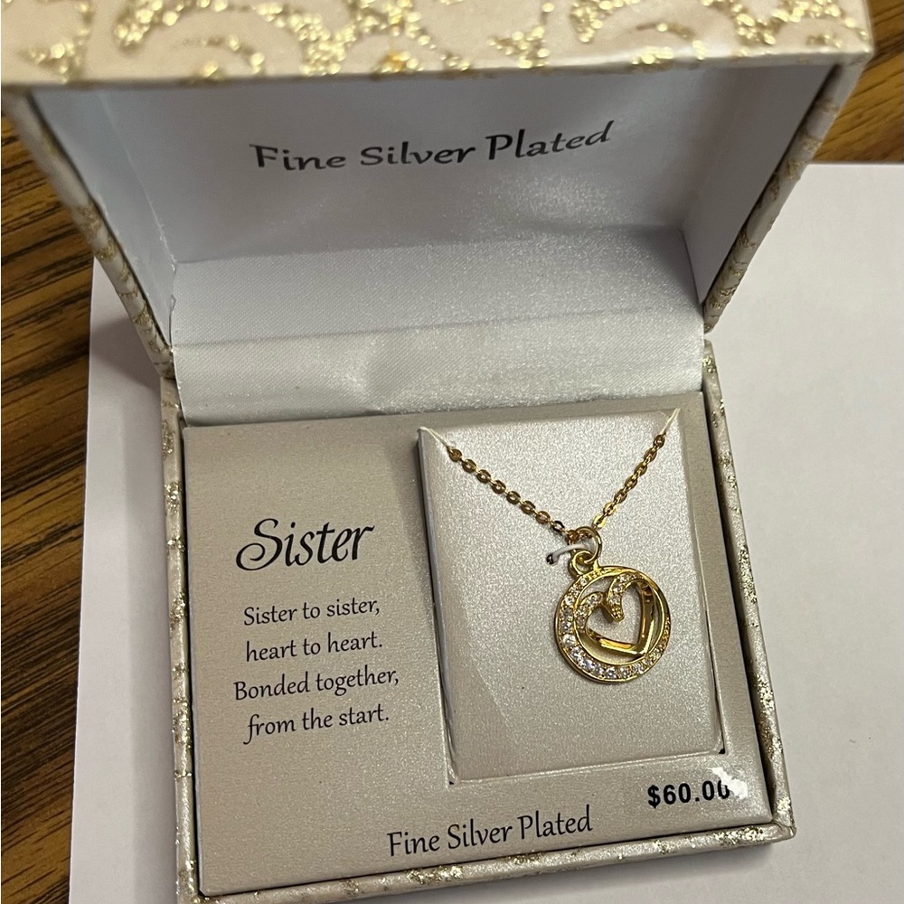 Necklace 17 1/2” silver plated gold tone encircled heart - jewelry - Picture 6 of 15